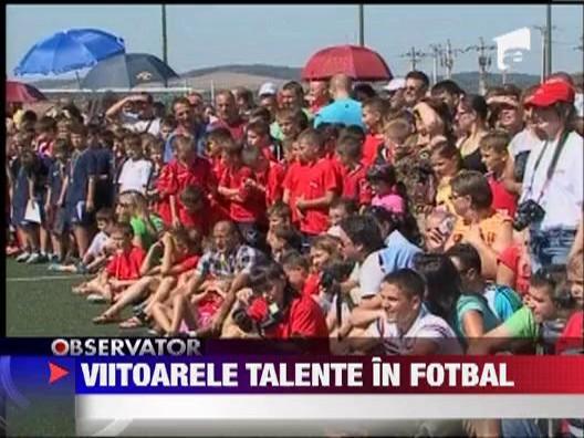 Gheorghe Hagi a urmarit viitoare talente la cel mai mare turneu de fotbal pentru juniori