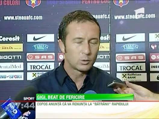 Gigi Becali a facut spectacol dupa Steaua - Rapid, 1-0. S-a urcat iar pe masina si si-a turnat sampanie in cap!