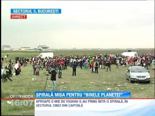 Peste 1.000 de oameni participa la o spirala MISA in Capitala