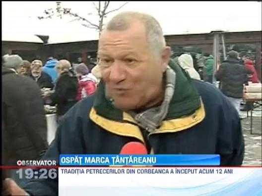 Festin cu lautari in Corbeanca. Cristian Tantareanu a petrecut alaturi de vecini la taiarea porcului