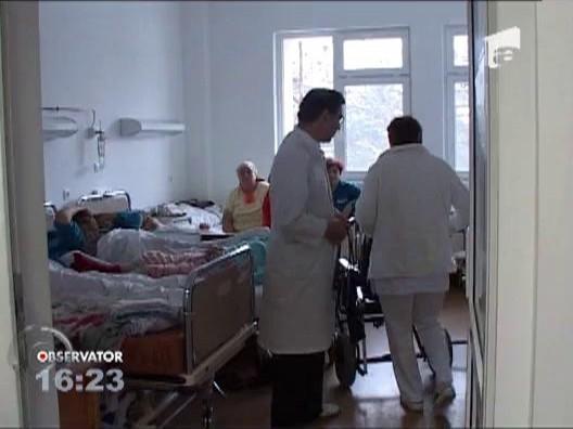 Frigul a aglomerat spitalele din Botosani iar bolnavii sunt nevoiti sa stea cate doi in pat