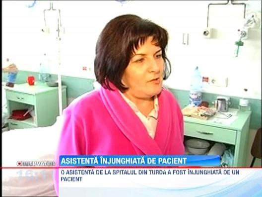 Asistenta injunghiata de un pacient cu probleme psihice