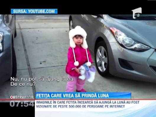 Te topesti cand o vezi! O fetita de doi ani din Statele Unite vrea sa prinda Luna