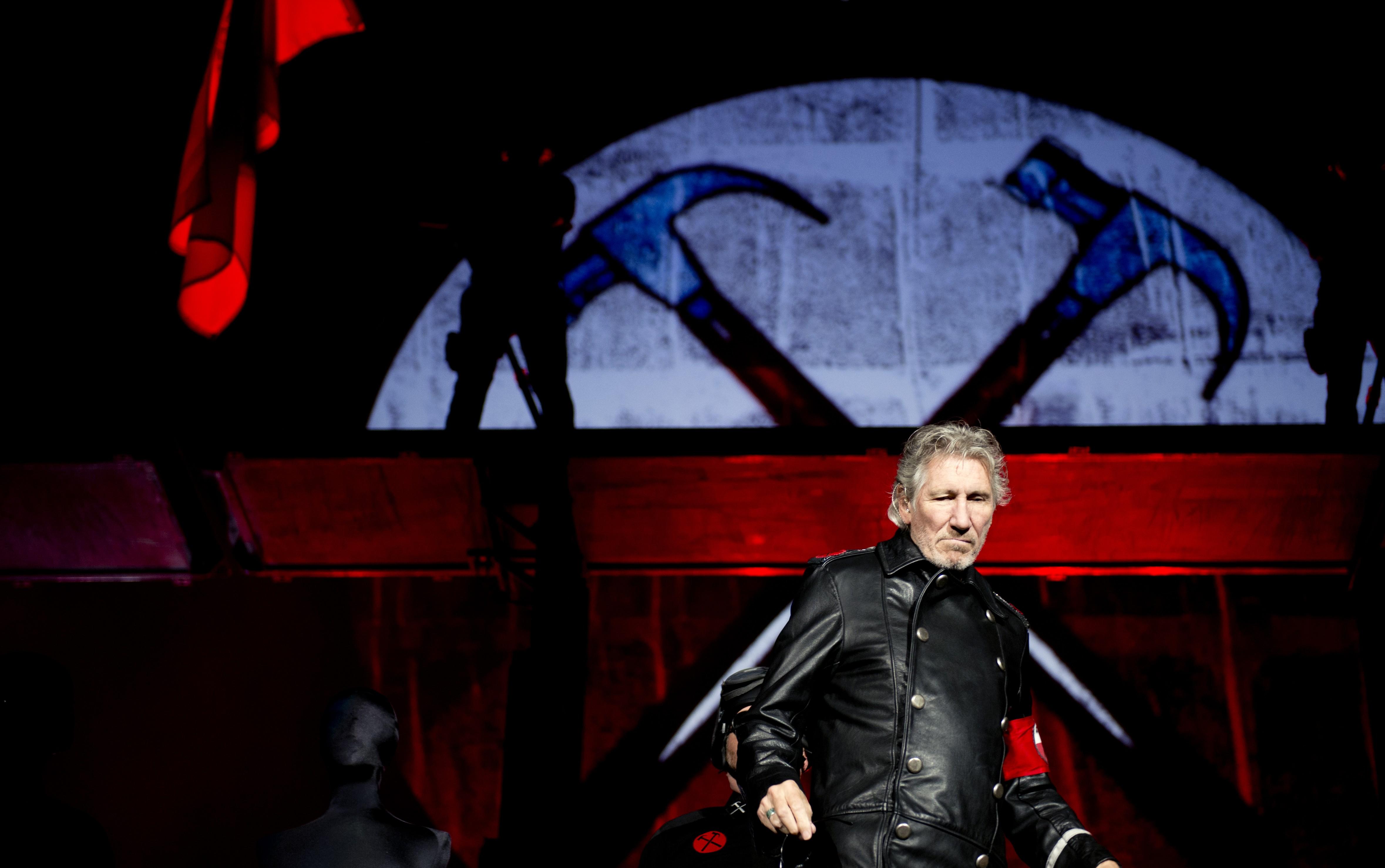 Sanse mari de ploaie la concertul lui Roger Waters