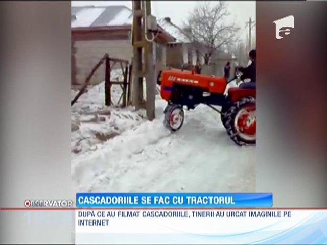 VIDEO! Drifturi cu tractorul, pe zăpadă