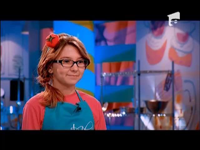 Ana Maria Dumitru a făcut spectacol alături de sora ei, în platoul Junior Chef!