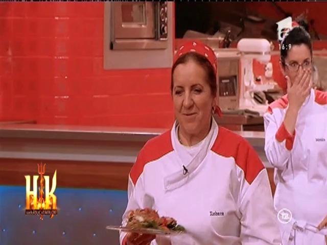 Agonie și extaz la ”Hell’s Kitchen”:  Rebeca a compus poezii pentru chefi și s-a certat cu toate fetele