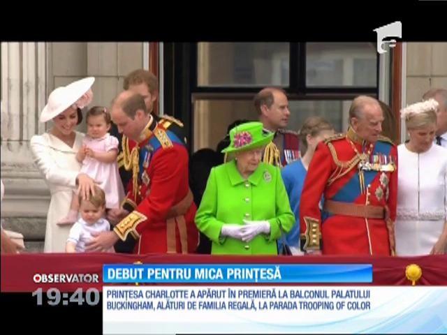 Doamne, ce scumpă e! Prinţesa Charlotte, în premieră la balconul Palatului Buckingham