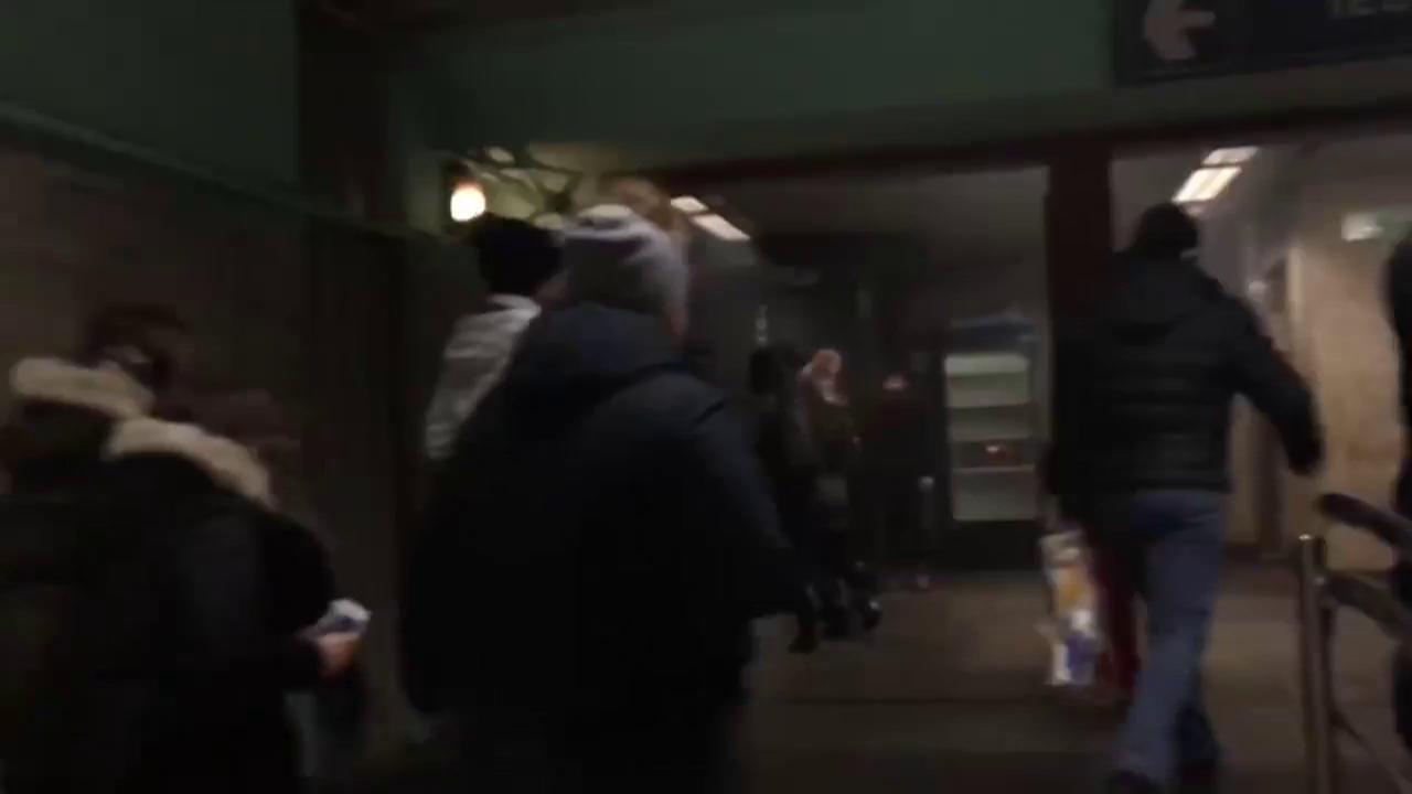 Fum la metrou! Circulația a fost reluată! Purtător de cuvânt ISU: „Nu avem răniți!” UPDATE
