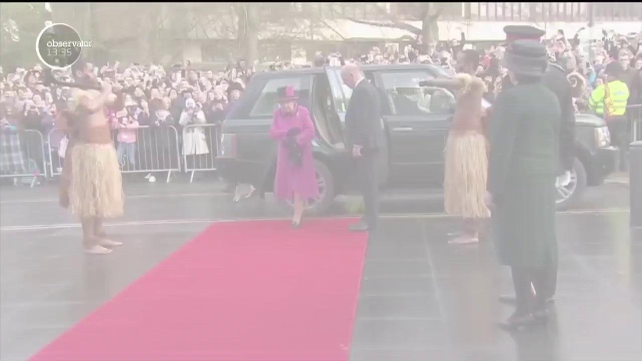 O viaţă de film! Regina Elizabeta a II-a a Marii Britanii celebrează 65 de ani de la urcarea pe tron