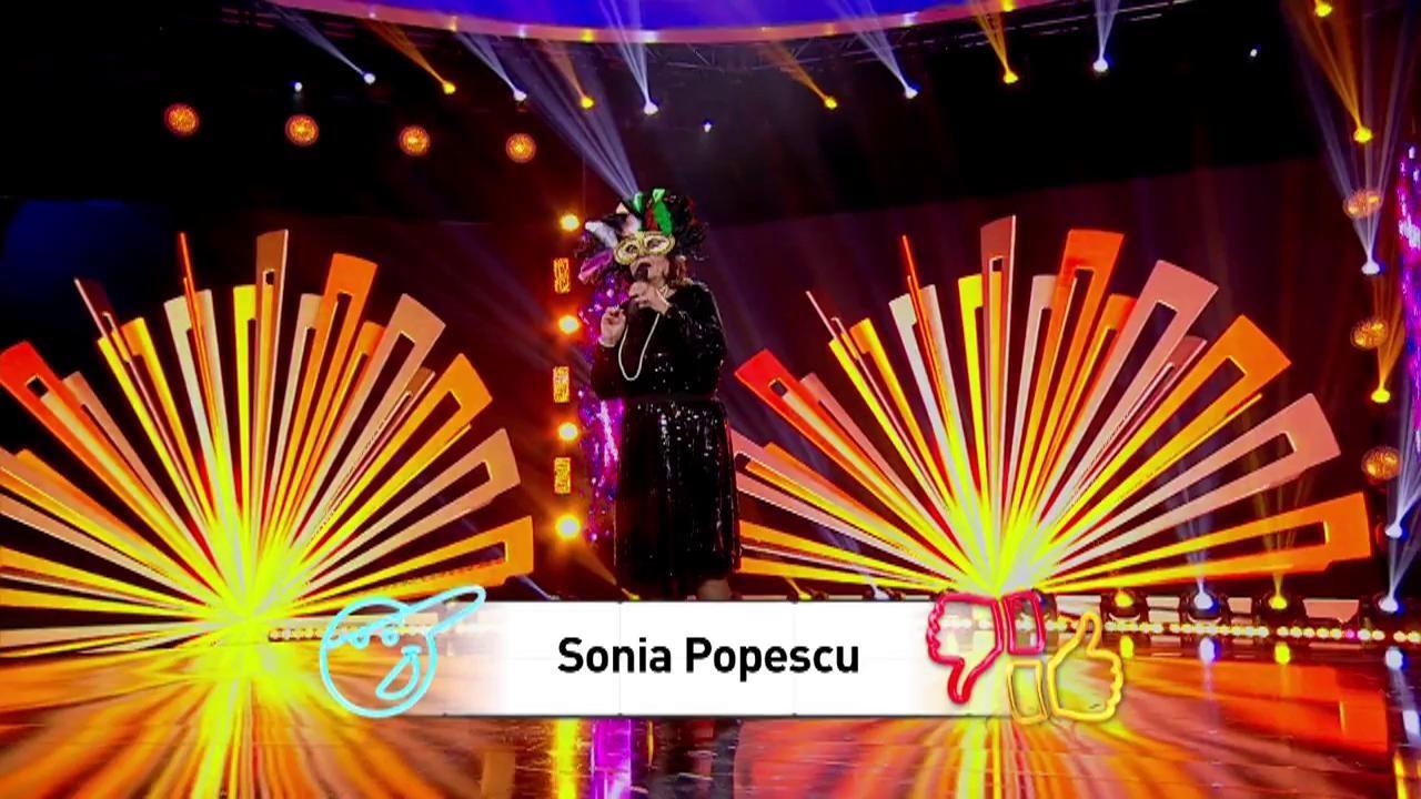 Sonia Popescu, doamna cu...masca! „L-am întâlnit pe tatăl lui Mihai Bendeac în Centrul Vechi și mi-a...”