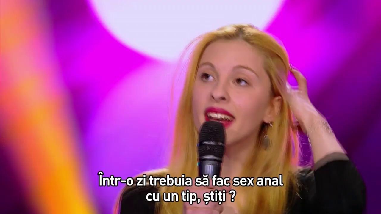 Alina Păduraru, număr de stand up comedy CURAJOS de sincer în limba engleză: 