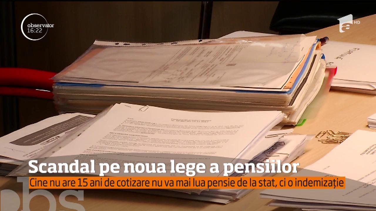 Lovitură CUMPLITĂ pentru români! Noua lege a pensiilor afectează sute de mii de persoane! Ce pățesc bolnavii