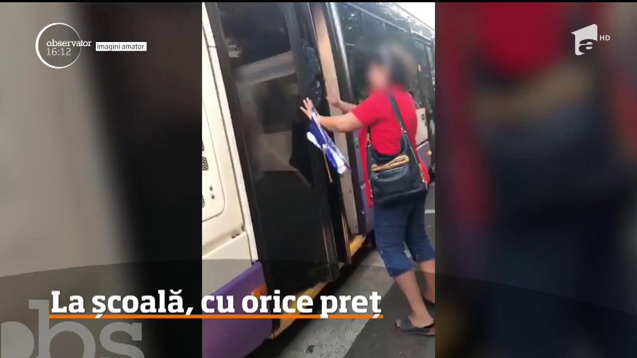 O mamă din Timişoara a devenit vedetă! Ce a făcut femeia ca să își vadă fiul urcat în autobuz (VIDEO)