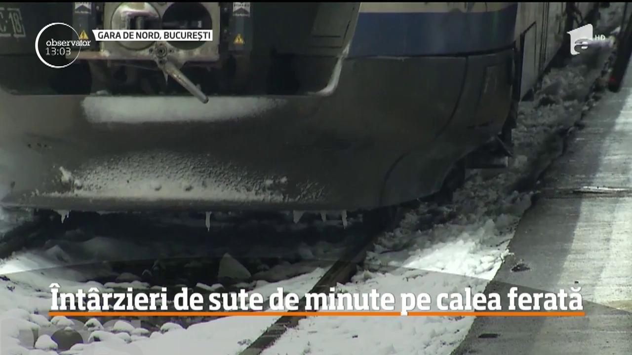 19 decembrie.Vremea rea a creat haos în gările și aeroporturile din România! Întârzieri de peste 450 de minute la trenuri în Gara de Nord