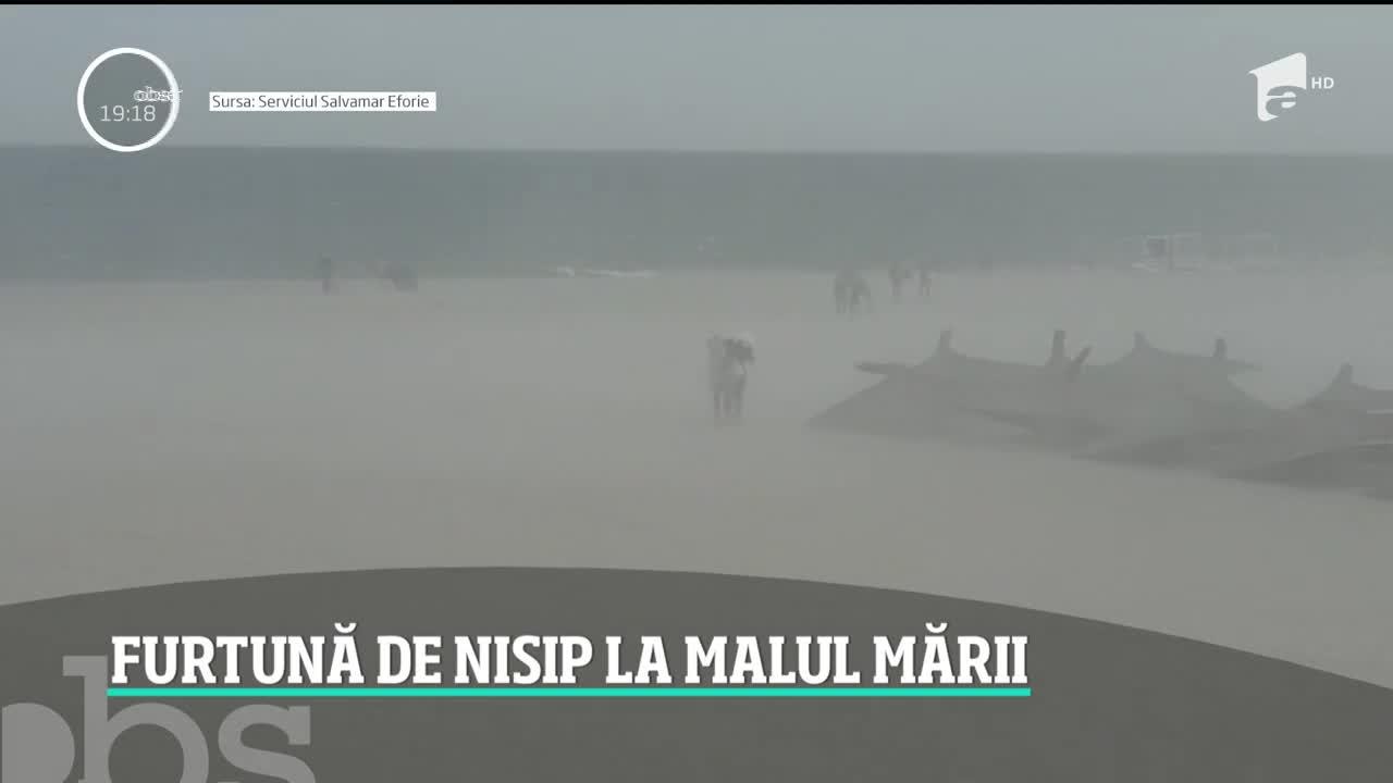 Fenomen meteo straniu pe plajele de pe litoralul românesc! Oamenii nu au știut cum să fugă mai repede: „Ieși de acolo!”