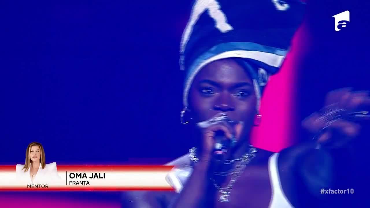 X Factor 2021, 8 octombrie. Oma Jali a cântat Shy Guy, s-a urcat pe masa juriului și a făcut show: 