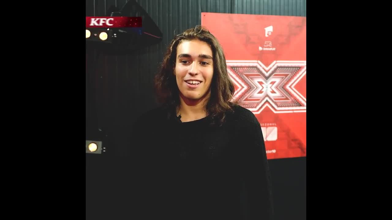 Petru Georoiu a răspuns provocării #pebune făcute de KFC. „Pe scena X Factor, eu mă simt stăpân pe mine”