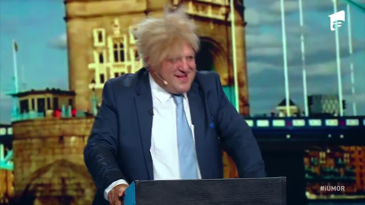 iUmor, 27 noiembrie 2021. Boris Johnson, interpretat de Gabi Costin, pe scenă. Ce glume a făcut actorul