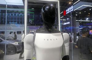 Ce preț vor avea roboții umanoizi ai lui Elon Musk. Câți vrea să construiască până în 2040