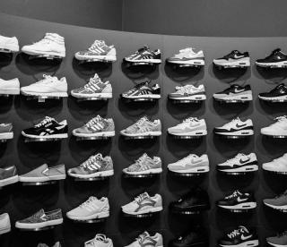 (P) Stil și confort în pași hotărâți: cum au devenit adidașii un statement urban