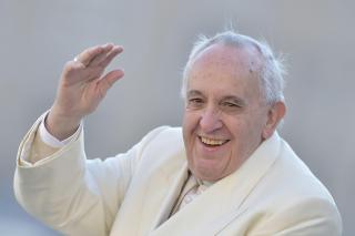 Papa Francisc și-a reluat unele dintre activități, după ce Vaticanul a anunțat că se simte mai bine. Ce se întâmplă cu acesta