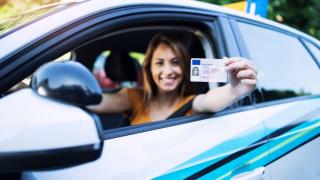 Cât a ajuns să coste școala de șoferi în 2025. Ce alte taxe mai trebuie să plătești