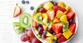4 fructe pe care trebuie să le consumi ca să scazi riscul de a avea cancer de colon