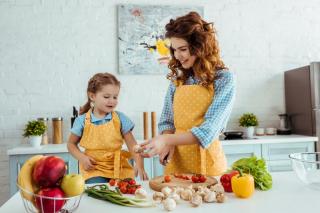 Cum convingi un copil să mănânce mai multe legume