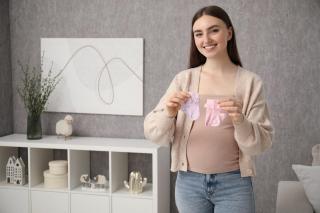 10 lucruri de care să ții cont dacă ești însărcinată cu gemeni