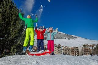 Când are loc vacanța de schi 2026. Inspectoratele școlare au anunțat când sunt zilele libere pentru elevi în fiecare județ