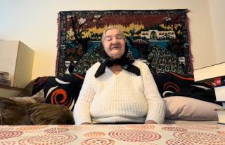 O bunică din Maramureș în vârstă de 84 de ani are mii de 