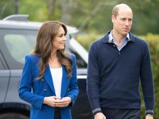 Cum s-au pozat prințul William și Kate Middleton, cu ocazia Valentine's Day (Ziua Îndrăgostiților). Ce au observat mulți
