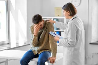 Și bărbații pot avea probleme de fertilitate! Ce este infertilitatea masculină și care sunt principalele cauze