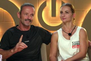 Ce face Simona Urzică după ce ajunge într-o altă țară. Marius Urzică o atenționează când are ocazia: „Vezi că...”