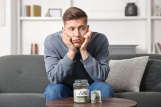 Aceste zodii urmează să fie concediate în luna martie. Mercur Retrograd aduce surprize neplăcute pe plan profesional