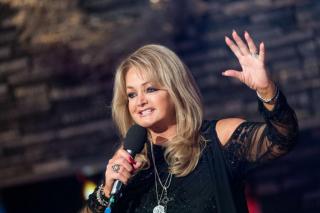 Bonnie Tyler, în comă indusă după o operaţie intestinală de urgenţă. Ce se întâmplă cu celebra cântăreață