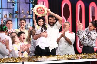 Mesajul lui chef Richard Abou Zaki după ce mica lui concurentă, Irina Iancu, a câștigat Chefi la cuțite - Viitorul are gust
