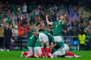Mexic - Ecuador 2-0. Aztecii, fără gol primit la Mondial! Meciul s-a văzut liveVIDEO pe Antena 1 și AntenaPLAY!