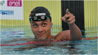 David Popovici, fenomenal în semifinala Campionatului European de nataţie de la Paris, la 100 m. Românul a stabilit un nou record