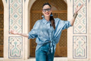 Irina Fodor, filmare cu peripeții în Uzbekistan. O cămilă i-a dat mari bătăi de cap: „Spuneam textul, cămila scuipa și eu fugeam