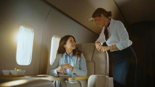Adio, First Class! O mare companie aeriană elimină cele mai luxoase locuri din avioane. Cu ce vor fi înlocuite