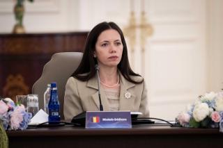 Mirabela Grădinaru a făcut senzație cu ținuta de la inaugurarea 