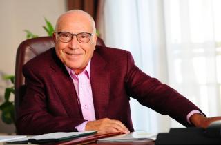 Domnul profesor Dan Voiculescu, la 80 de ani. Lecțiile unei vieți construite prin viziune și puterea de a merge mai departe