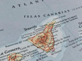 O barcă cu 128 de oameni, găsită acum, după 26 de zile în derivă în Atlantic. Doar 45 au supraviețuit