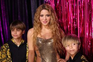 Shakira le-ar fi făcut o propunere "neobișnuită" părinților prietenilor lui Milan și Sasha. Ar fi fost dispusă să dea bani grei