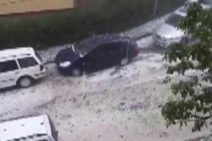 Vreme extremă în nord-vestul țării! Străzile din Sălaj, inundate după o furtună cu ploaie torenţială şi grindină