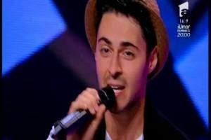 Cel mai simpatic bulgar a făcut senzație pe scena „X Factor”! Todor i-a fermecat pe toți cu zâmbetul, dar și cu vocea!