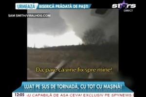 Imagini care îți dau fiori Un bărbat a fost luat pe sus de o tornadă, cu tot cu maşină!