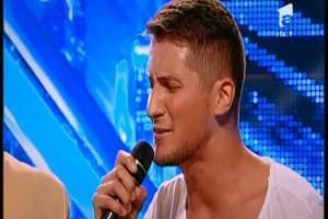 Mama l-a adus prima dată la X Factor, iar acum îl veghează din Ceruri! Andrei Ciobanu a trecut peste durere şi a ridicat sala în picioare